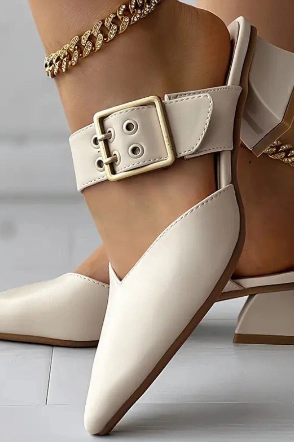 Rote Schlupf‑Pumps mit spitzem Zehenbereich und Blockabsatz