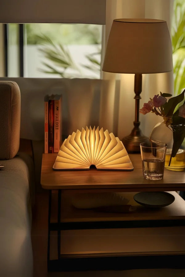 Verspielte Seitenlampe