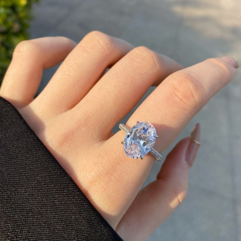 Lovemi Ring im Ovalschliff