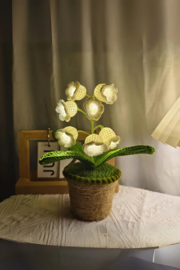 Verspielte Häkel-Lampe