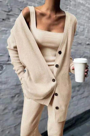 Khaki Meredith