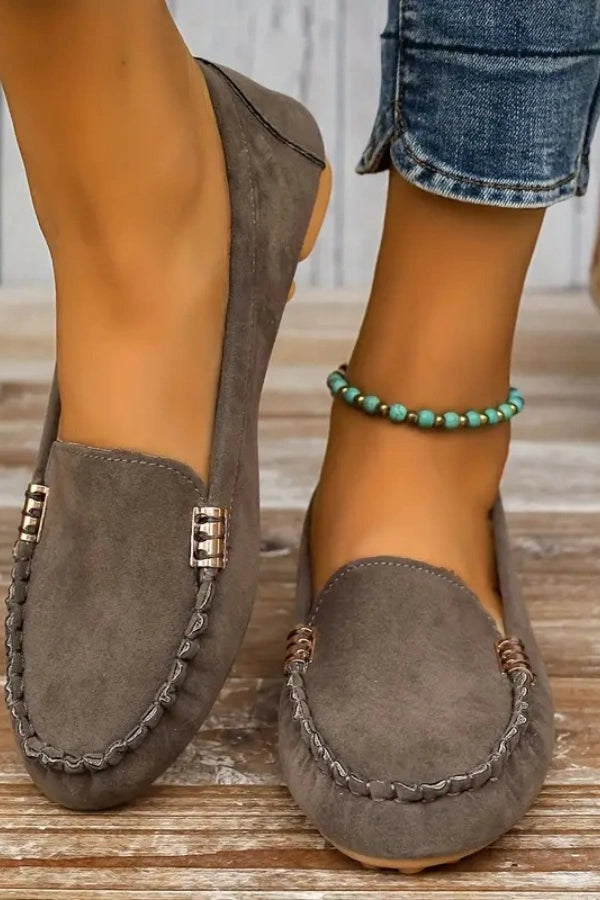 Loafer mit Metalldetail