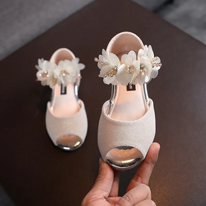 beige_makayla