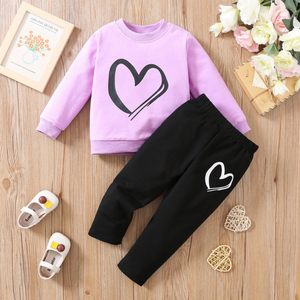 lila_pinky